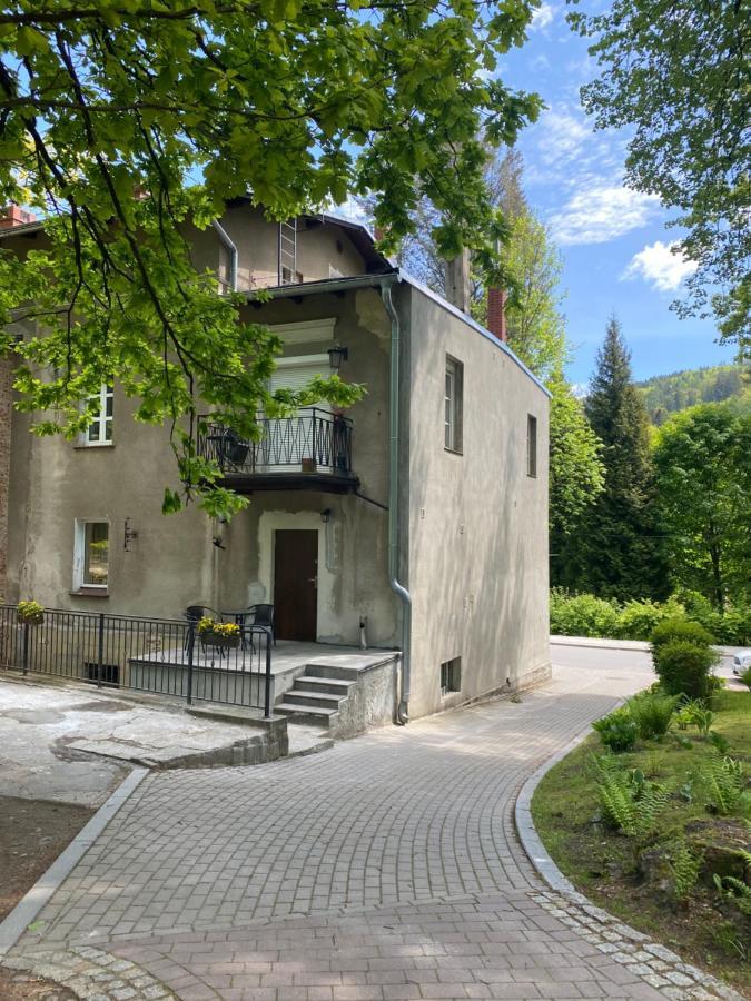 Apartament Zdroj Ladek Luaran gambar